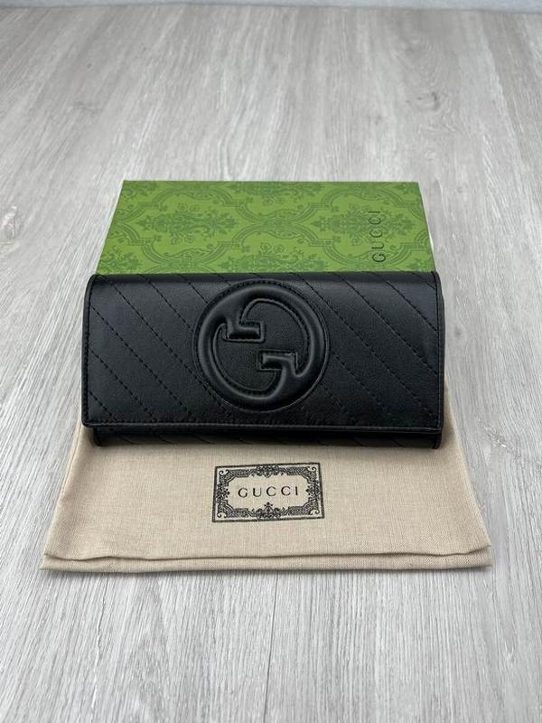 Gucci Wallets 167